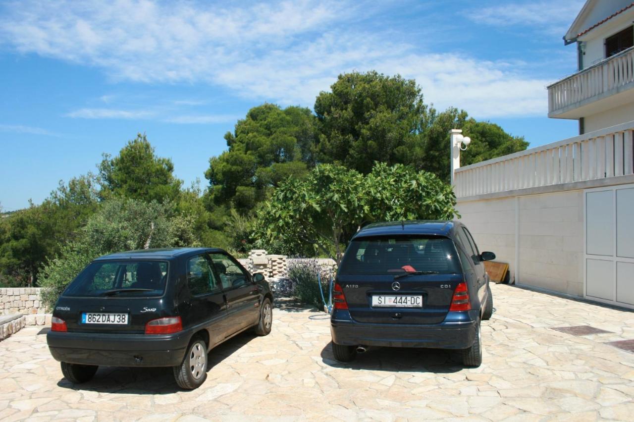 Apartments With A Parking Space Jezera, Murter - 5079 Bagian luar foto